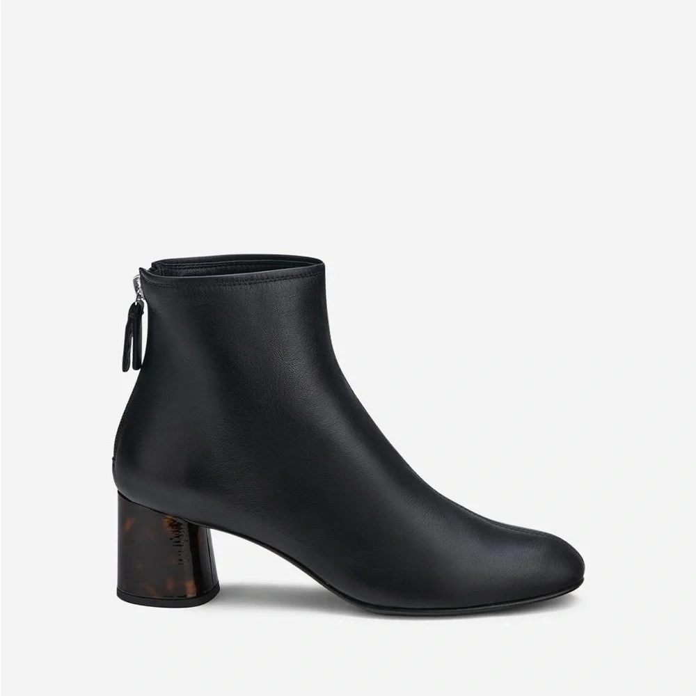AGL | Veta Precious Leather ankle boot with heel / Size 39.5